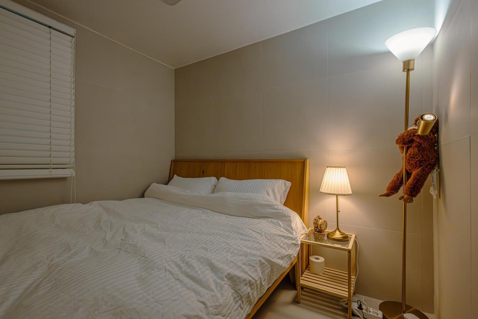 Marie'S House 102 Hongdae Hotel Seoul Exterior photo