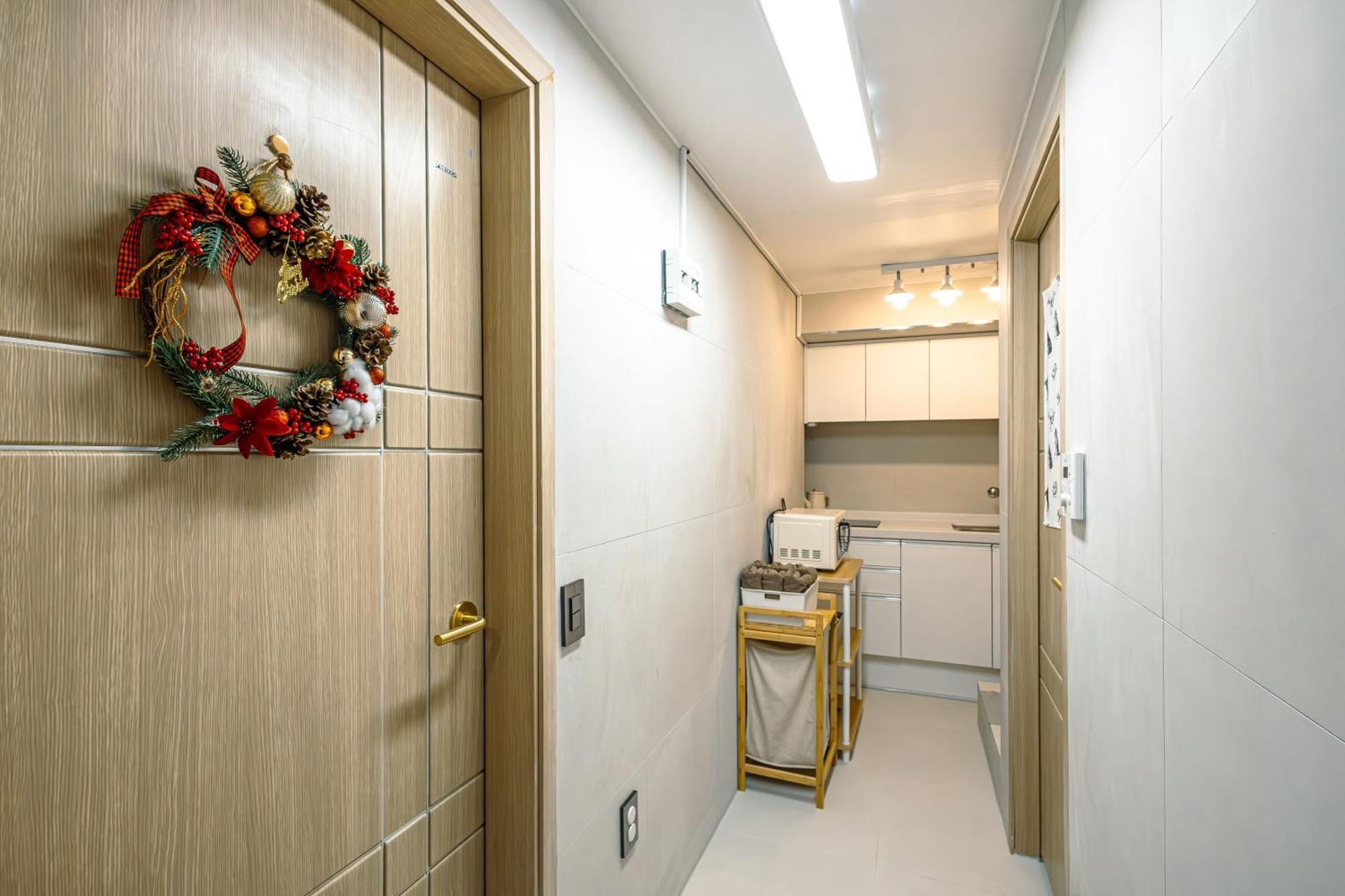 Marie'S House 102 Hongdae Hotel Seoul Exterior photo