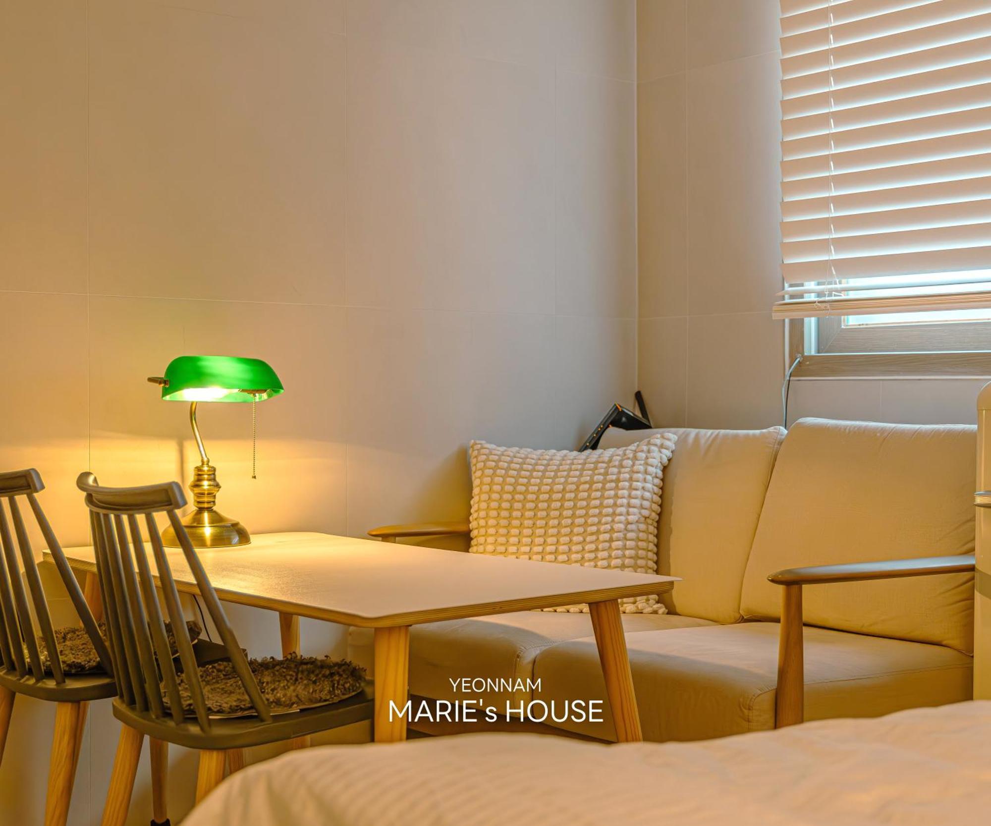 Marie'S House 102 Hongdae Hotel Seoul Exterior photo